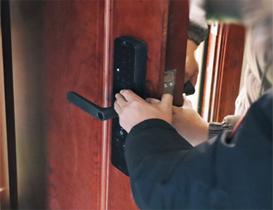 清流24小时上门开锁公司
